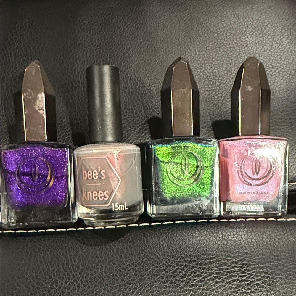 Vibrant Nail Polish Set by